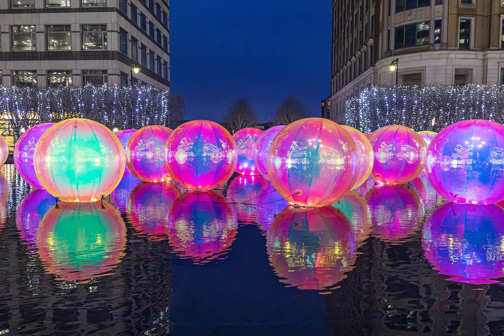 London-With-Littles-Canary-Wharf-Winter-Lights-Evanescent-Drops-2