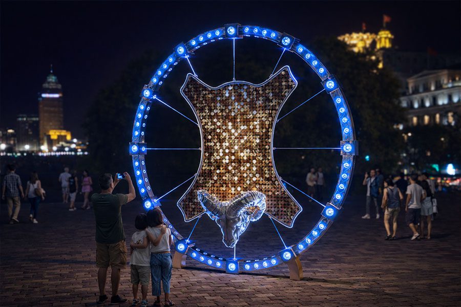 Illuminated circular art sculpture